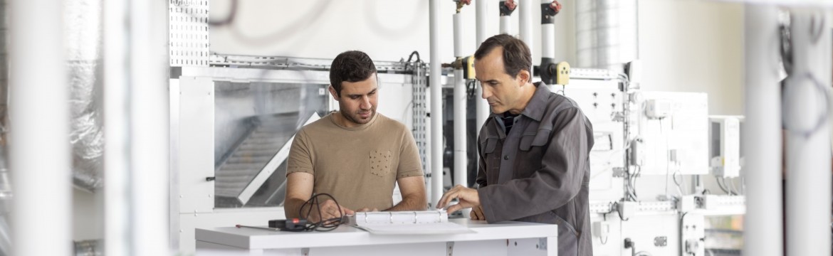 230 offres d'alternance en industrie 230 offres d'alternance en industrie